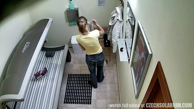 Vieja rubia y videos follatelos completos su vecina