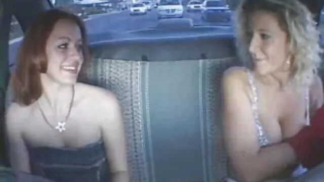 Trio chocolate fa fakings lesbianas juguetes su bigbooty