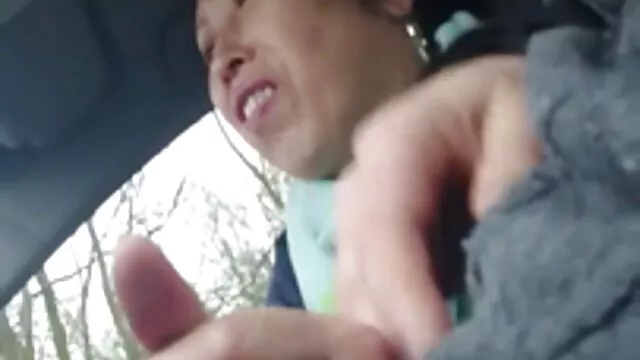 A ella no le gusta pero fake taxi 4 no puede negarse